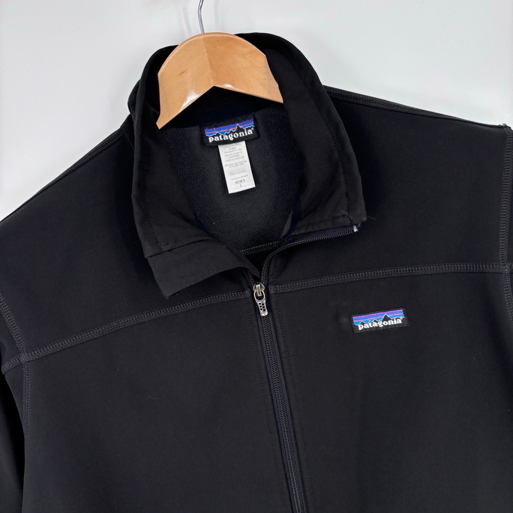 Patagonia Insulator Softshell Jacket Mens L Black Full Zip Windproof Coat Hiking